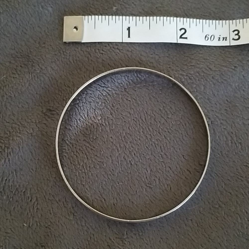 Silvertone Bangle - Picture 4 of 5